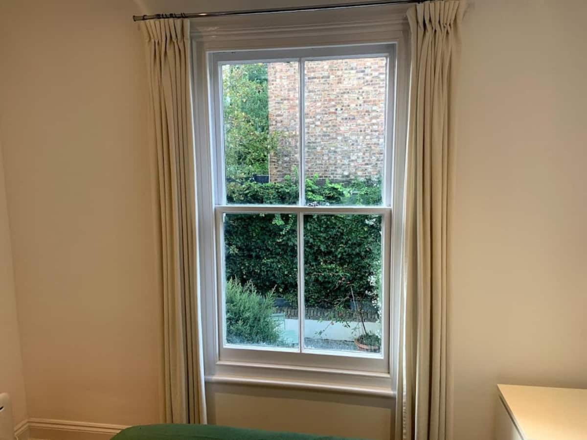 Lovely Spacious 1-Bedroom Flat In Tufnell Park Close To Central Londres Exterior foto