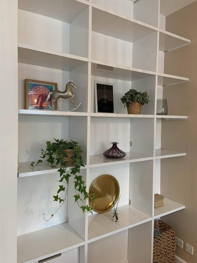 Lovely Spacious 1-Bedroom Flat In Tufnell Park Close To Central Londres Exterior foto